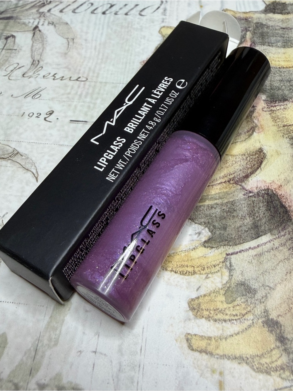 MAC COSMETICS BNIB LAVENDER WIND lipgloss lipglass VERY RARE Discontinued Purple